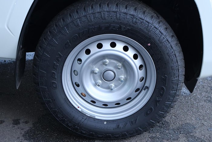 2026 Mitsubishi Triton GLX