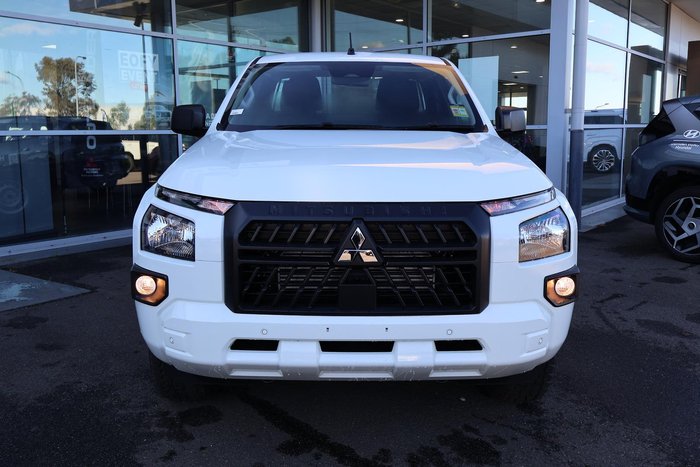 2026 Mitsubishi Triton GLX