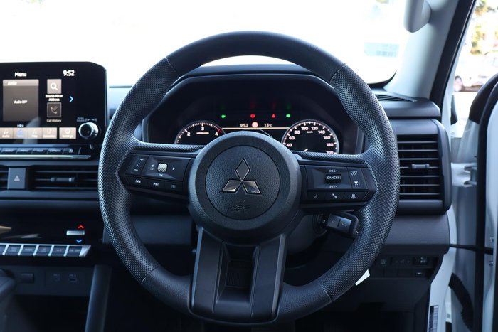 2026 Mitsubishi Triton GLX