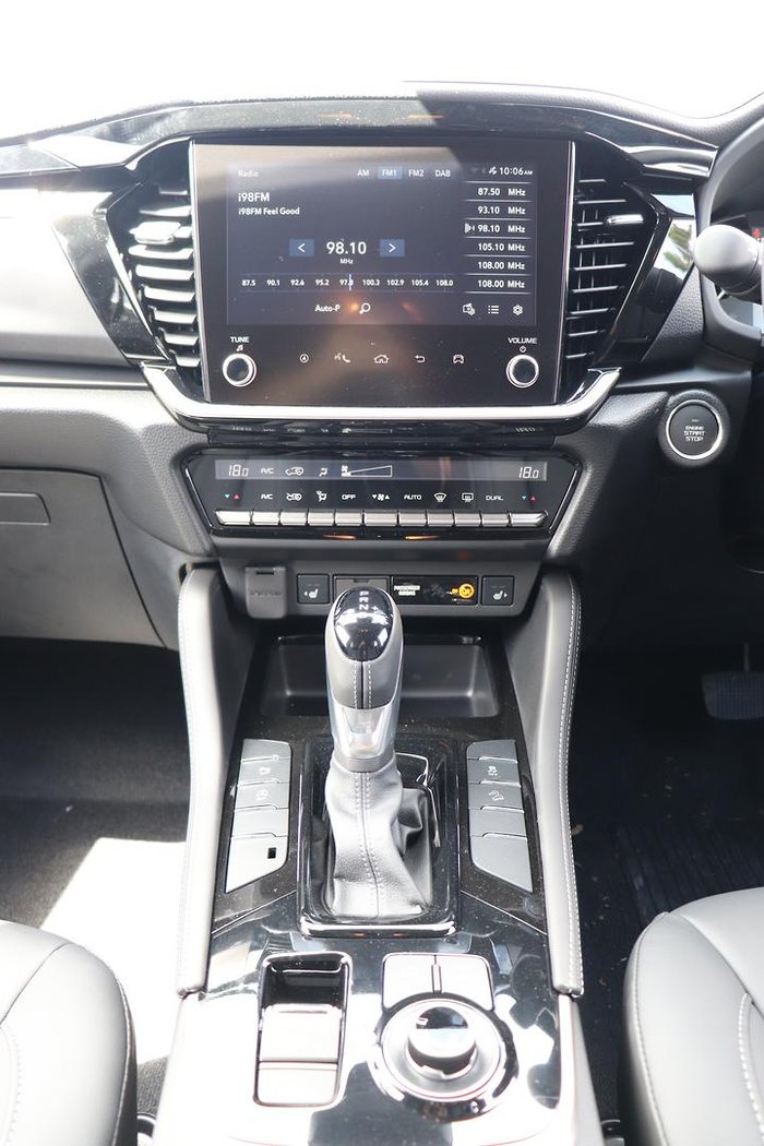 2026 Isuzu MU-X LS-T