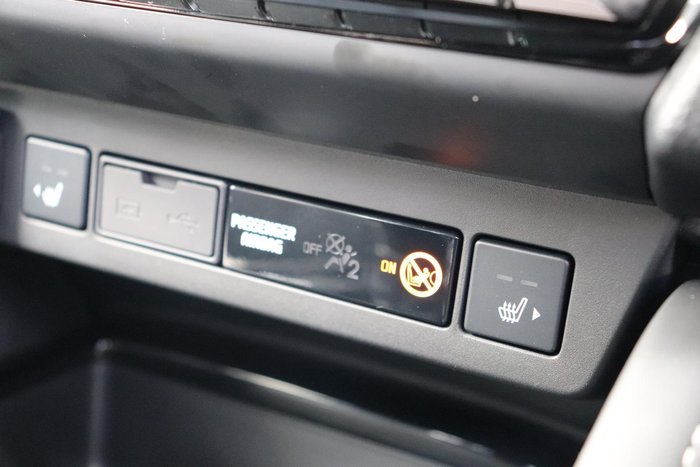 2026 Isuzu MU-X LS-T