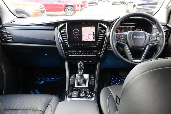 2024 Isuzu MU-X LS-T