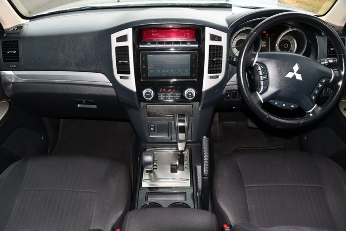2021 Mitsubishi Pajero GLX