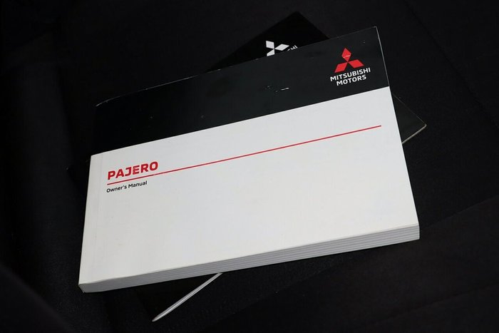 2021 Mitsubishi Pajero GLX