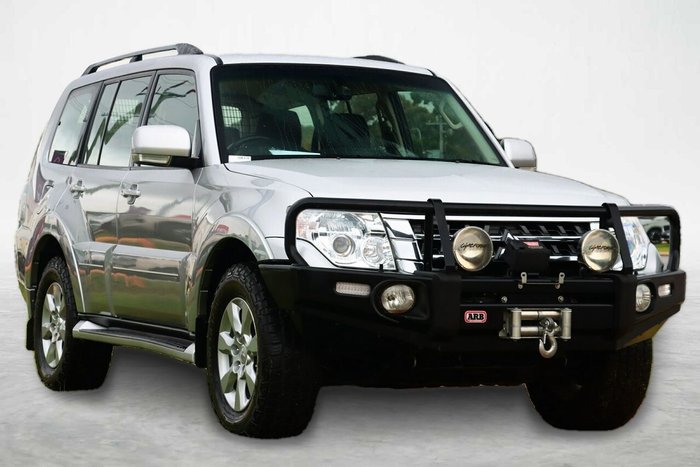 2021 Mitsubishi Pajero