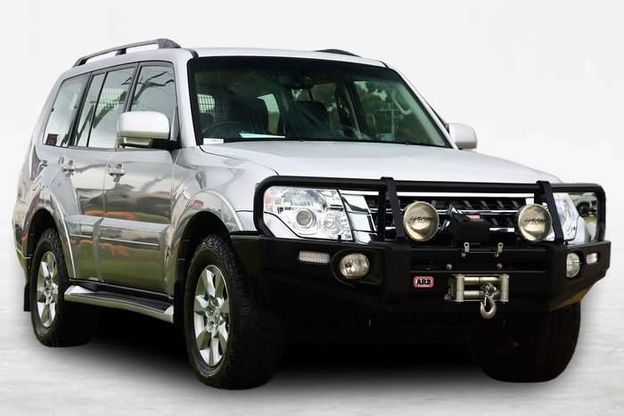 2021 Mitsubishi Pajero