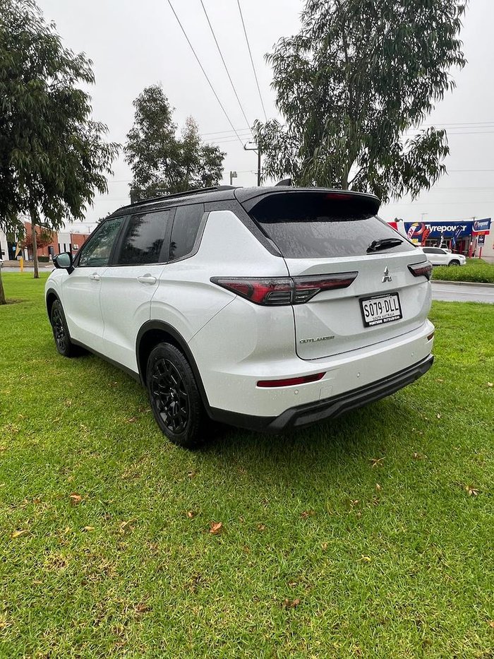 2025 Mitsubishi Outlander LS ZM MY25 AWD White Diamond