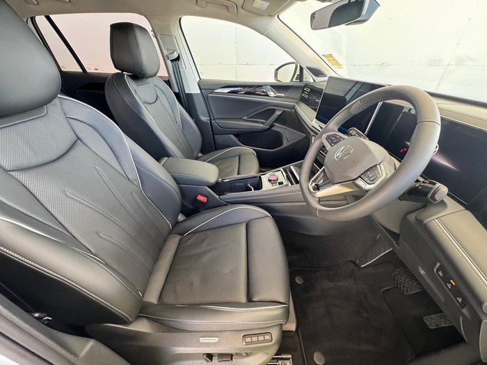 2026 Volkswagen Tiguan 150TSI eHybrid Elegance