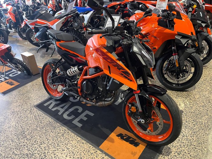 2025 KTM 390 Duke Duke Orange