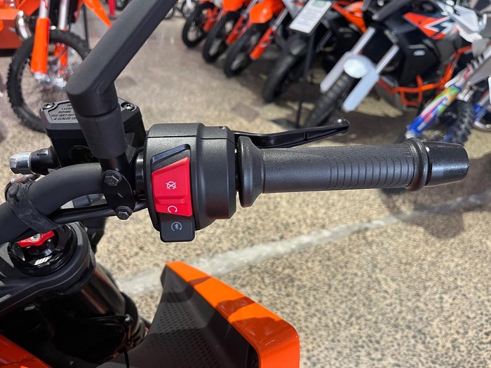 2025 KTM 390 Duke Duke Orange