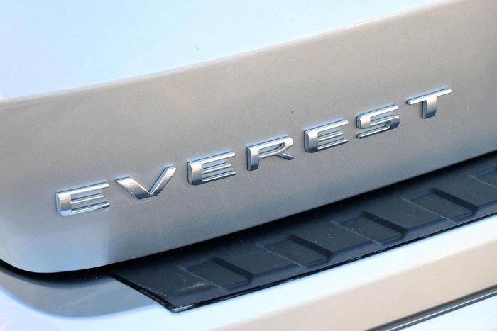 2022 Ford Everest Platinum