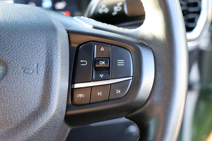 2022 Ford Everest Platinum