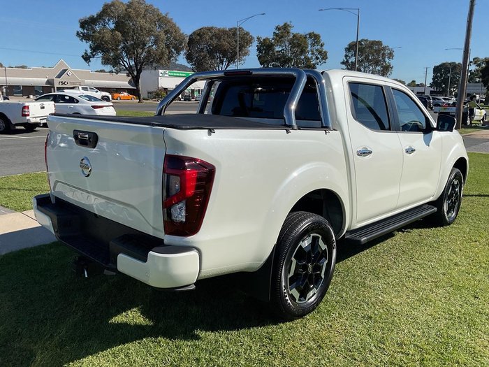 2025 Nissan Navara ST-X