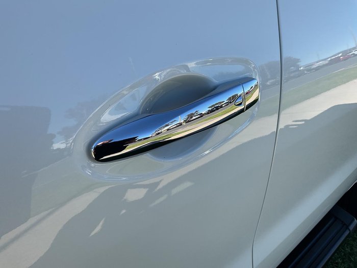2025 Nissan Navara ST-X