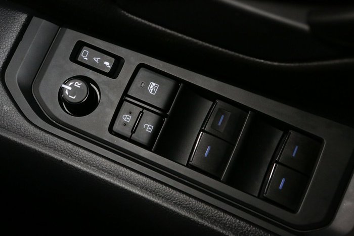 2024 Toyota Landcruiser GXL