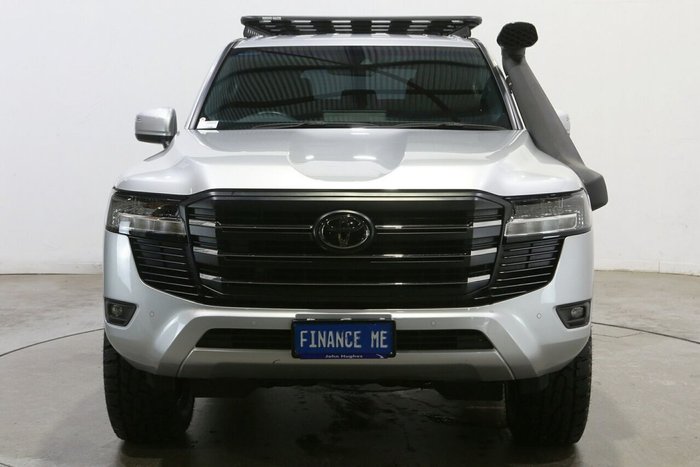 2024 Toyota Landcruiser GXL