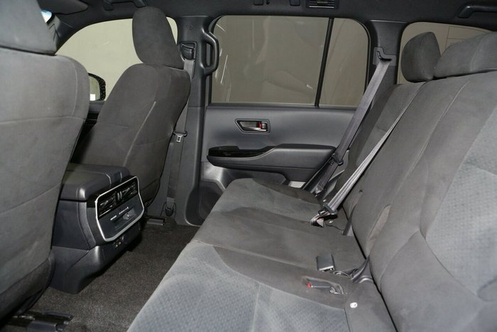 2024 Toyota Landcruiser GXL