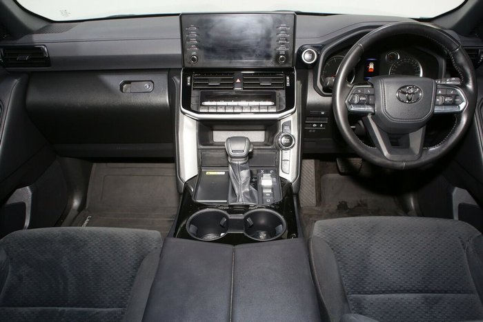 2024 Toyota Landcruiser GXL