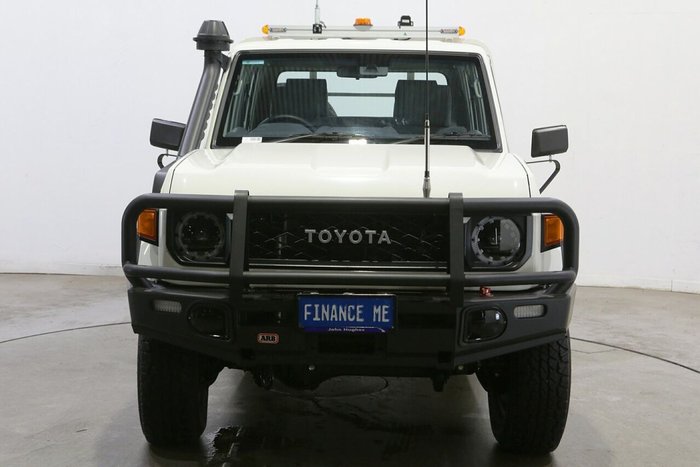 2025 Toyota Landcruiser GXL