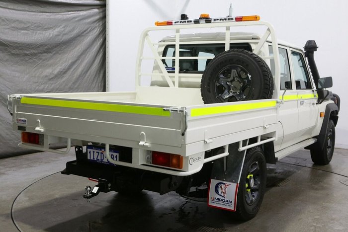 2025 Toyota Landcruiser GXL