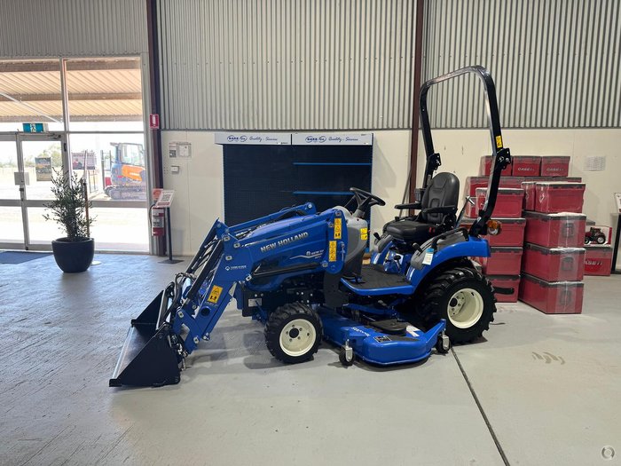 New Holland Boomer 25C Rops Tractor