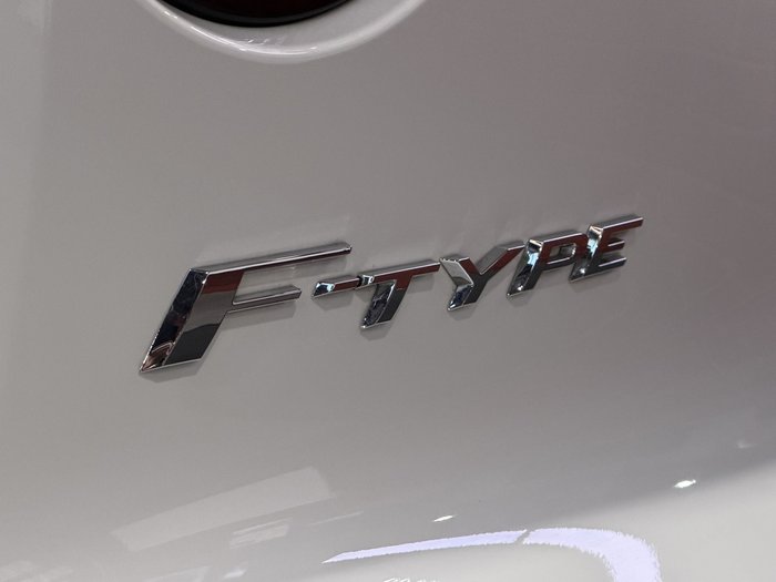 2017 Jaguar F-TYPE 250kW