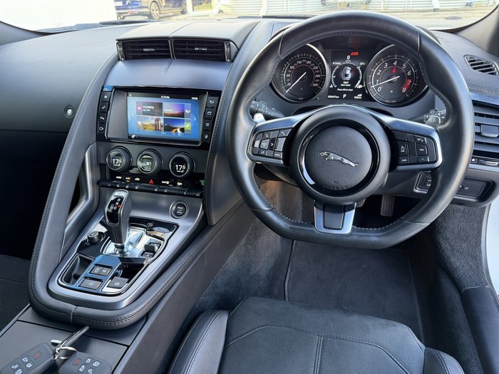 2017 Jaguar F-TYPE 250kW
