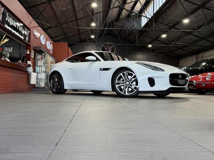 2017 Jaguar F-TYPE 250kW