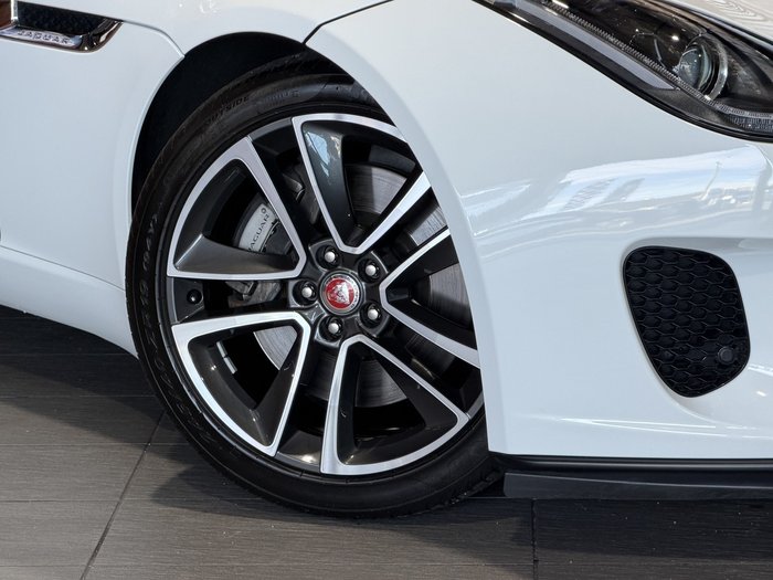 2017 Jaguar F-TYPE 250kW