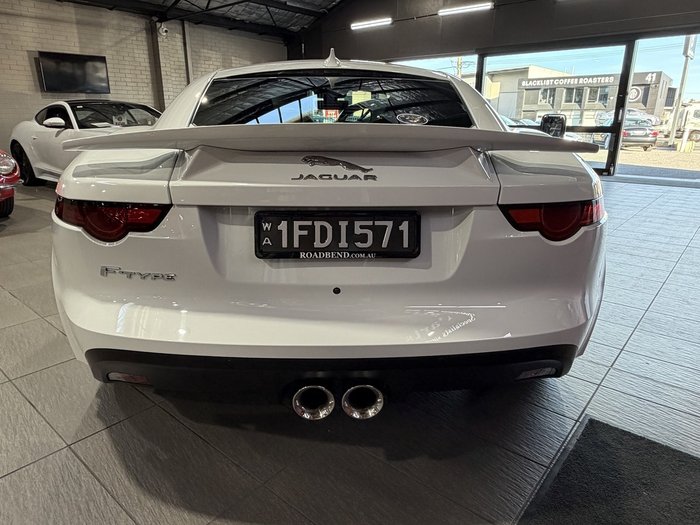 2017 Jaguar F-TYPE 250kW