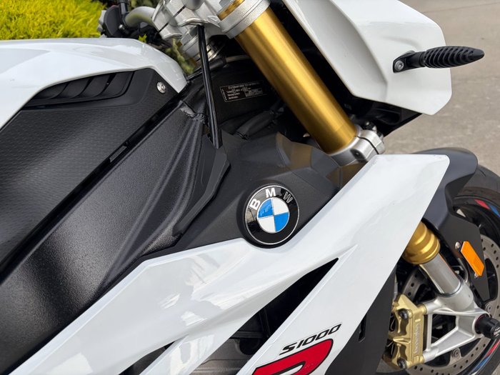 2016 BMW Motorrad S 1000 R White