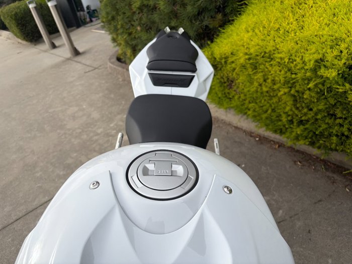 2016 BMW Motorrad S 1000 R White