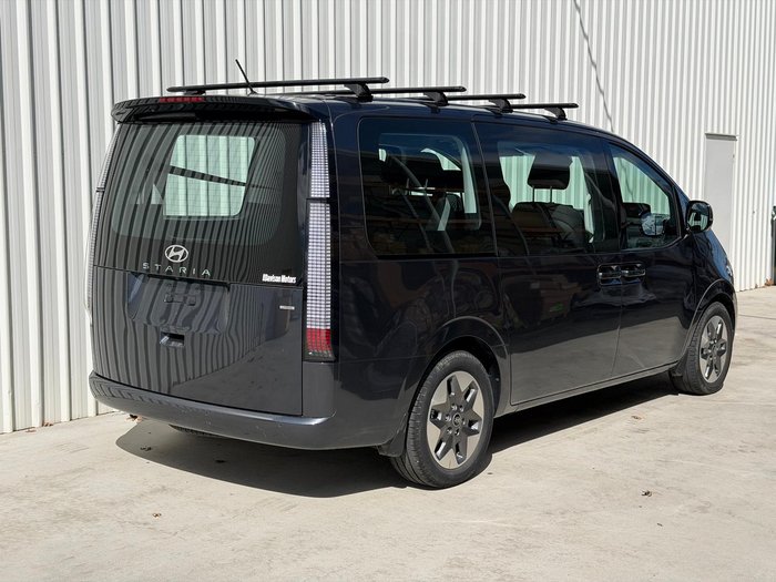2024 Hyundai STARIA