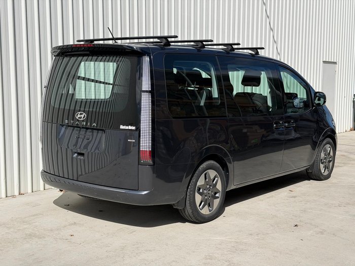 2024 Hyundai STARIA