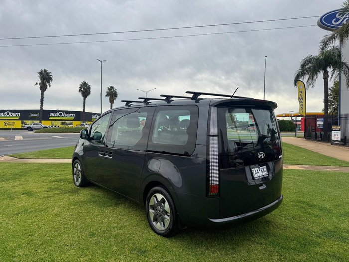 2024 Hyundai STARIA