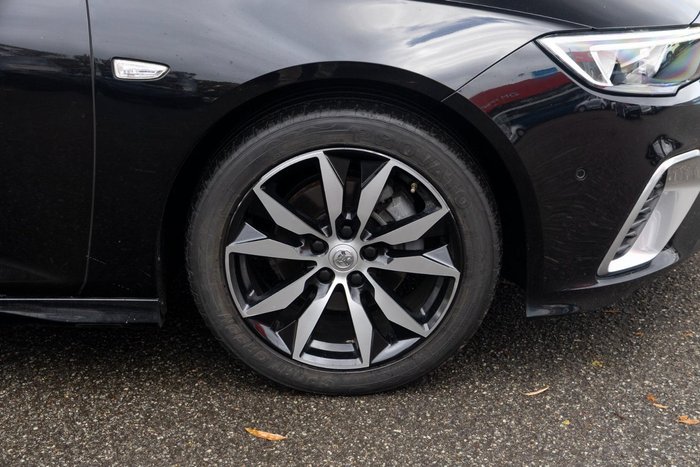 2019 Holden Commodore RS