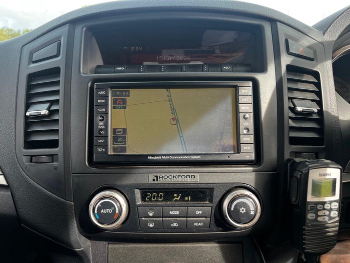 2010 Mitsubishi Pajero GLX