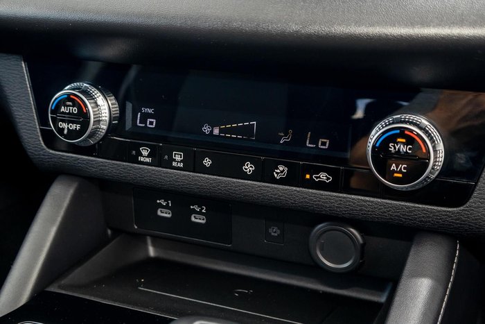 2025 Mitsubishi Outlander LS