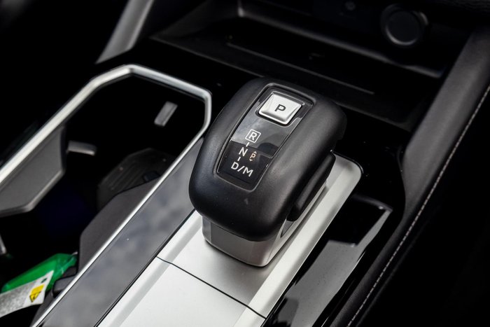 2025 Mitsubishi Outlander LS