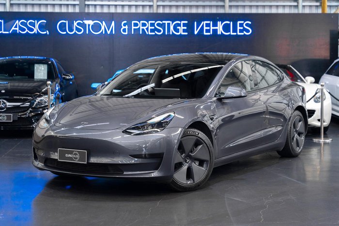2021 Tesla Model 3 Standard Range Plus