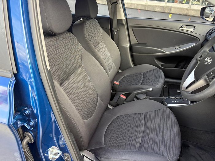 2016 Hyundai Accent Active