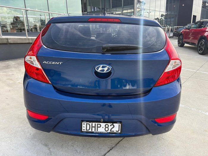 2016 Hyundai Accent Active