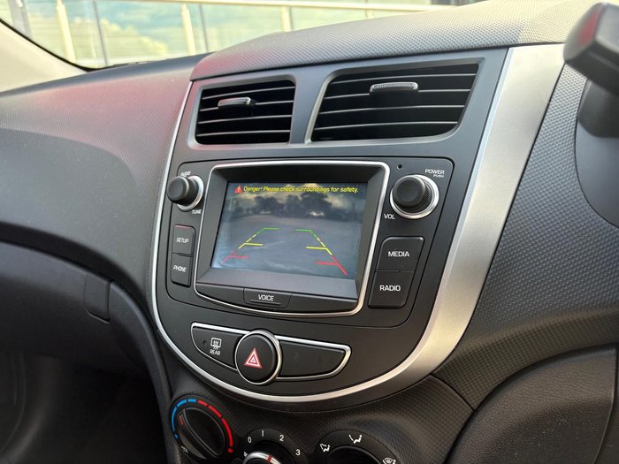 2016 Hyundai Accent Active