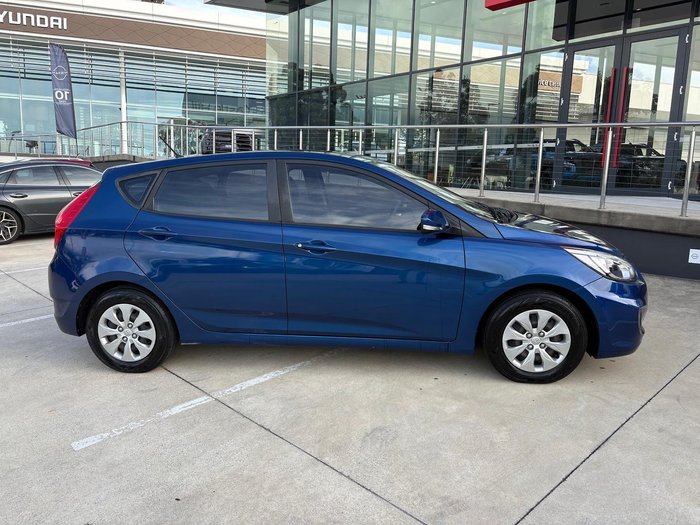 2016 Hyundai Accent Active