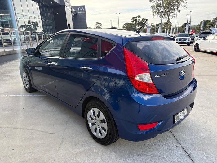 2016 Hyundai Accent Active