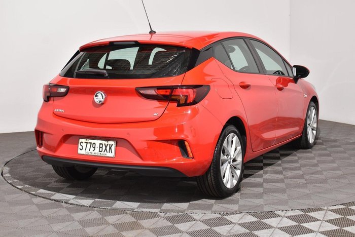 2018 Holden Astra R