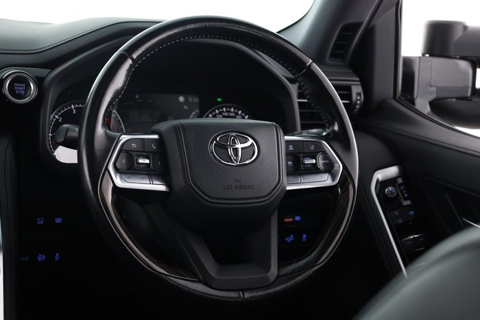 2022 Toyota Landcruiser VX