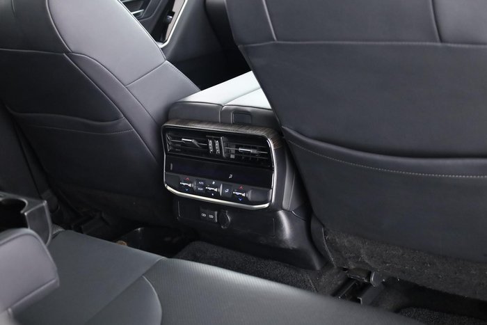2022 Toyota Landcruiser VX