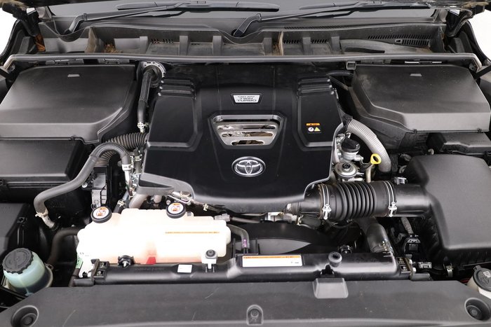 2022 Toyota Landcruiser VX