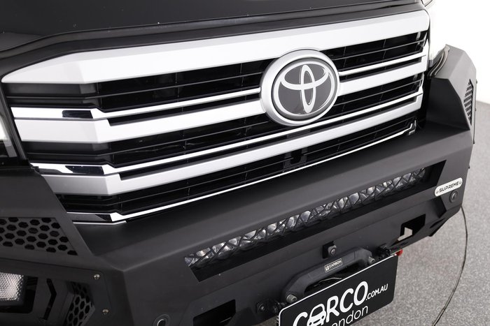 2022 Toyota Landcruiser VX